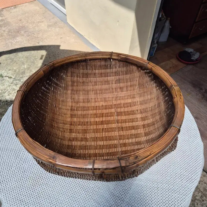 [BUNJANG] 40-Year-Old Bamboo Basket / 40년된 대나무 소쿠리(골동품)