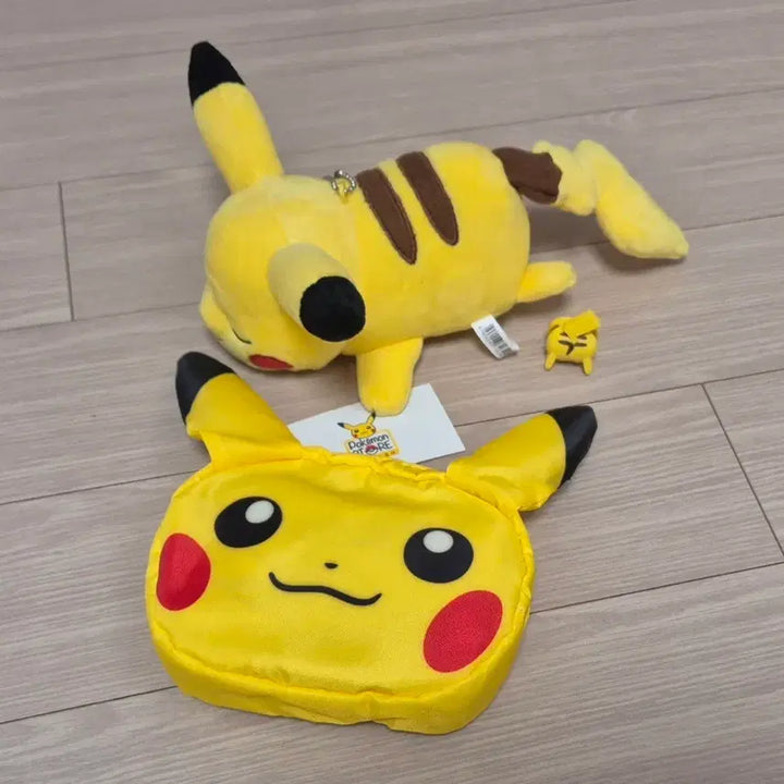 [BUNJANG] Pokemon Pikachu Plush Pocket Bag Clip / 포켓몬 피카츄 인형 포켓백 클립