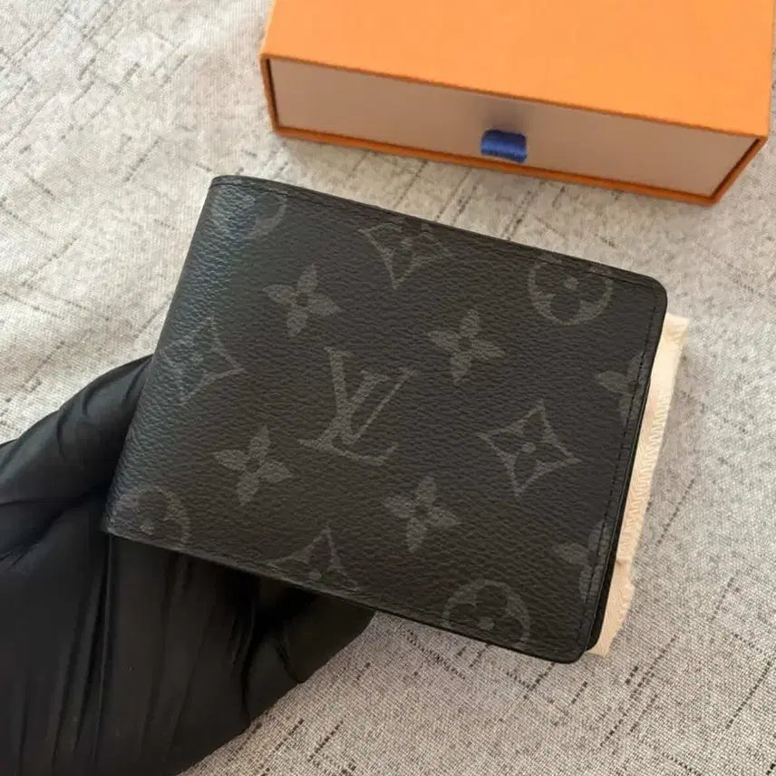[BUNJANG] Louis Vuitton Eclipse Wallet / [신형/새상품급]루이비통 이클립스 반지갑