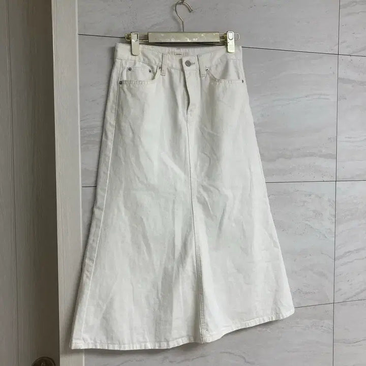 [BUNJANG] Bowen White Denim Long Skirt (M) / 화이트 데님 롱 스커트 보웬M