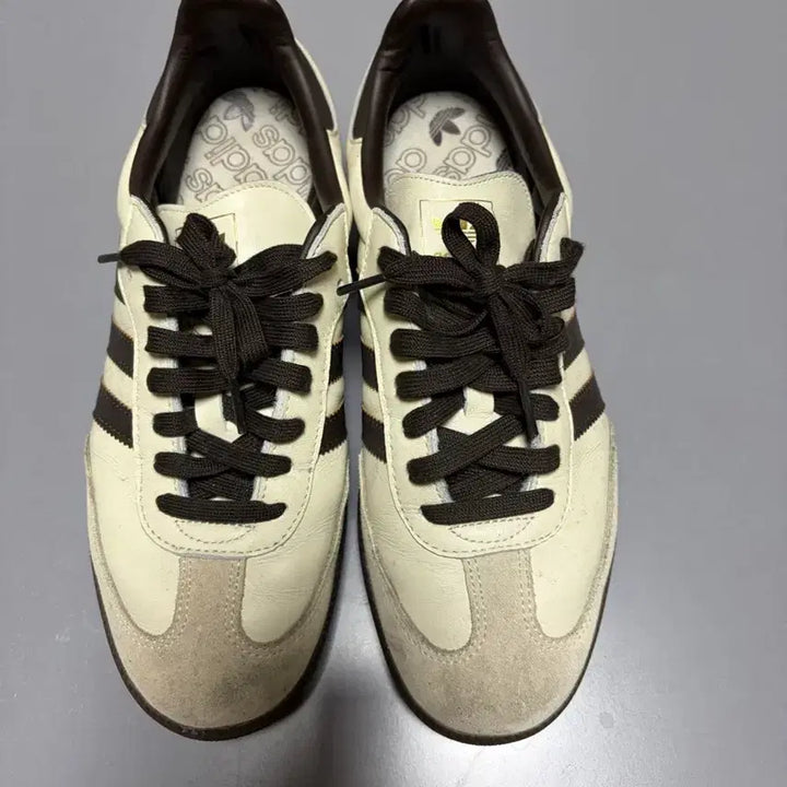 [BUNJANG] Adidas Sneakers / 아디다스운동화