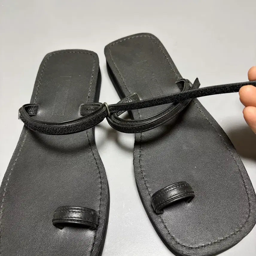 [BUNJANG] Mohhe Leather Sandals / 샌들