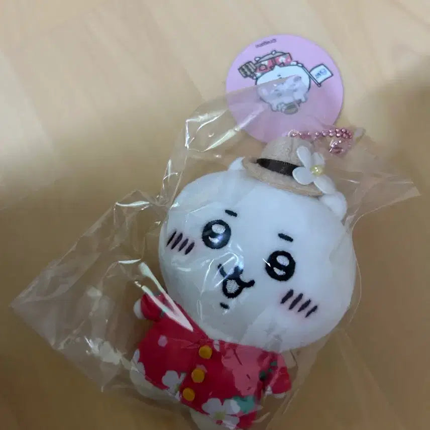 [BUNJANG] Chiikawa Travel Mascot Plush / 여행 치이카와 마스코트
