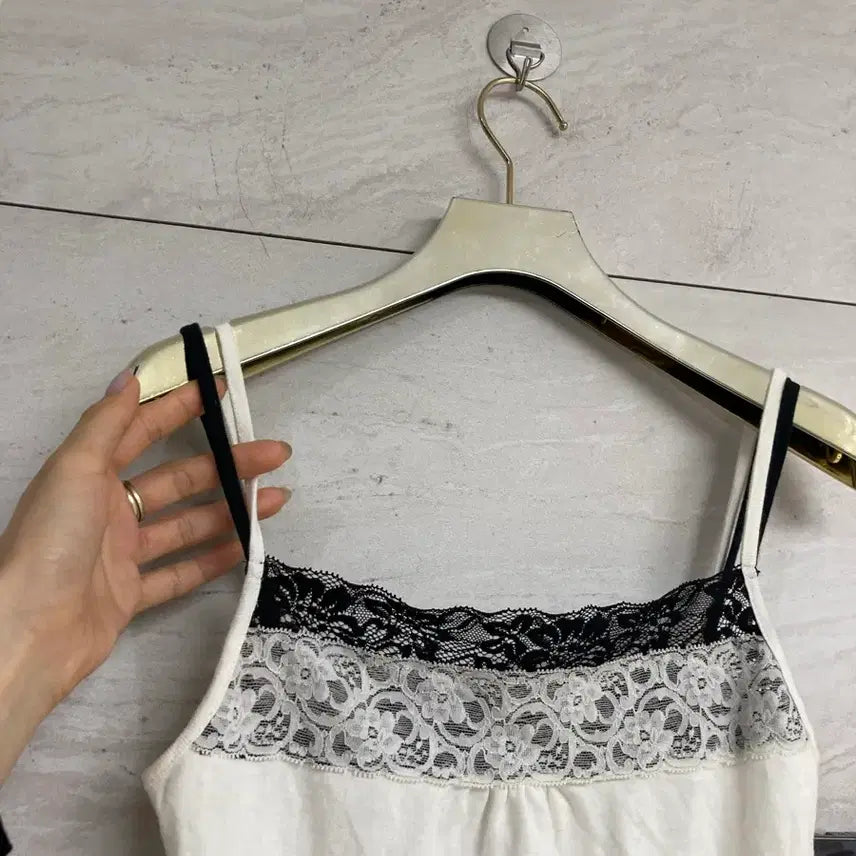 [BUNJANG] Lace Detail Double Layer Camisole / 레이스 ㅈ이중 나시 수입