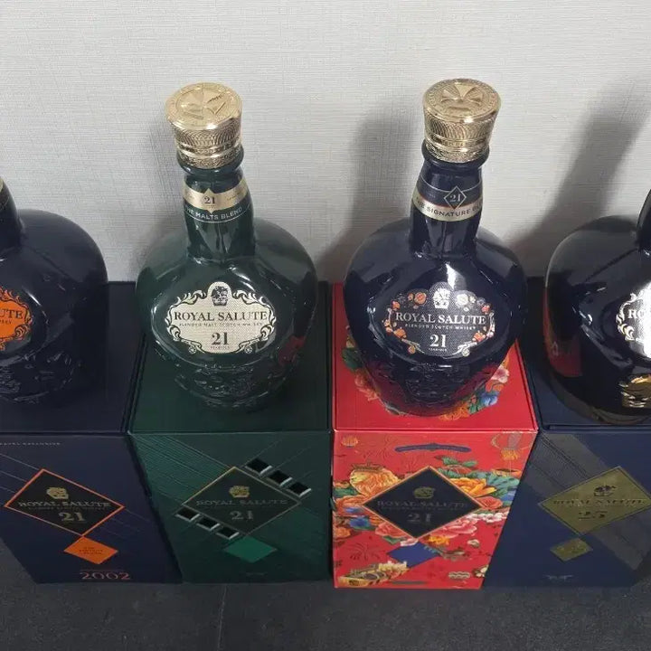 [BUNJANG] Royal Salute Whisky Vintage Empty Bottles with Cases (Set) / 로얄살루트 위스키 빈티지 공병
