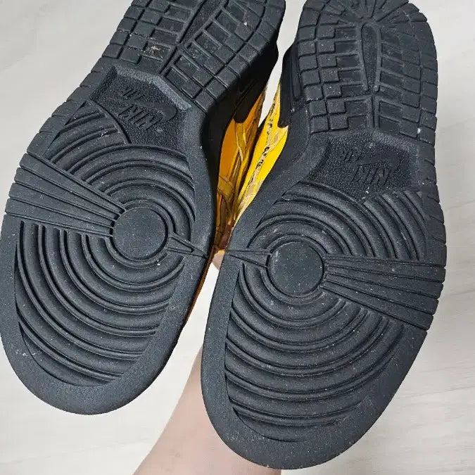 [BUNJANG] Nike x Off-White Rubber Dunk Gold US 9 / 나이키 x 오프화이트 러버덩크 골드 270