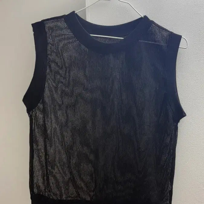 [BUNJANG] Black Mesh Sleeveless Top / (새상품) 블랙 메쉬 망사 민소매 탑