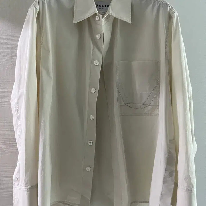 [BUNJANG] Solid Homme 22SS Semi-Oversized Ivory Pocket Shirt (Size 46) / 22ss 솔리드옴므 세미오버 아이보리 포켓셔츠 46(95-100)