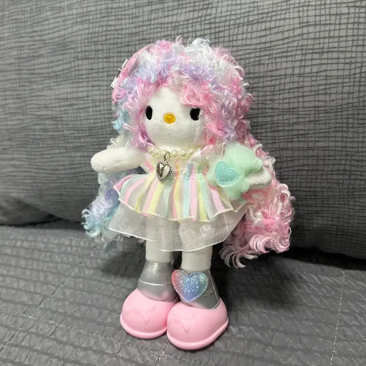 [BUNJANG] Rainbow Fleece Long-Legged Kitty Charm / 무지개 뽀글이 롱다리 키티