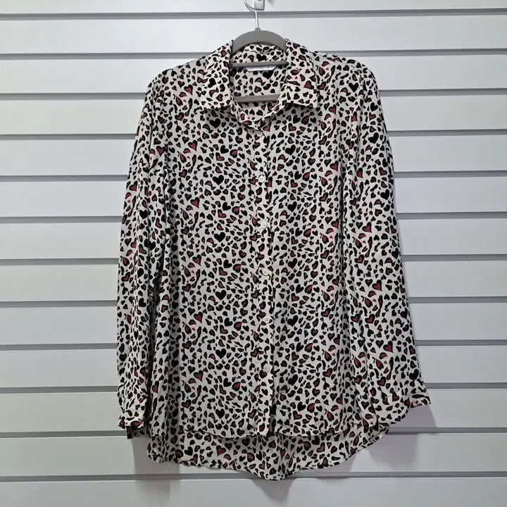 [BUNJANG] Crocodile Pattern Blouse Size 77 / 크로커다일 귀욤패턴 블라우스 77 옷장꾸미기