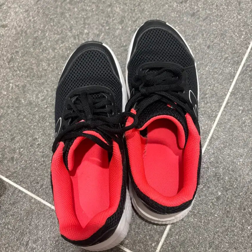 [BUNJANG] Decathlon Running Shoes Size 230 / 데카트론 운동화 230