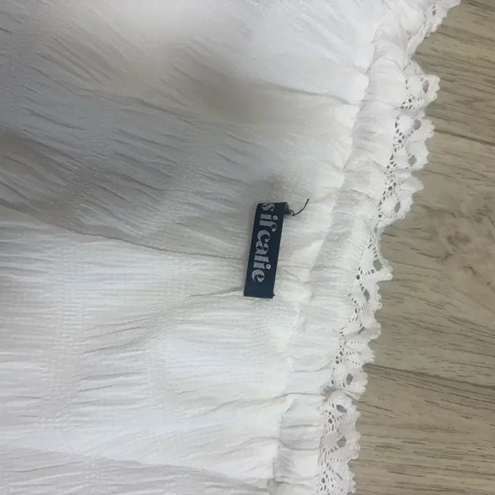 [BUNJANG] AS IF CALI White Shorts / 애즈이프캘리 반바지
