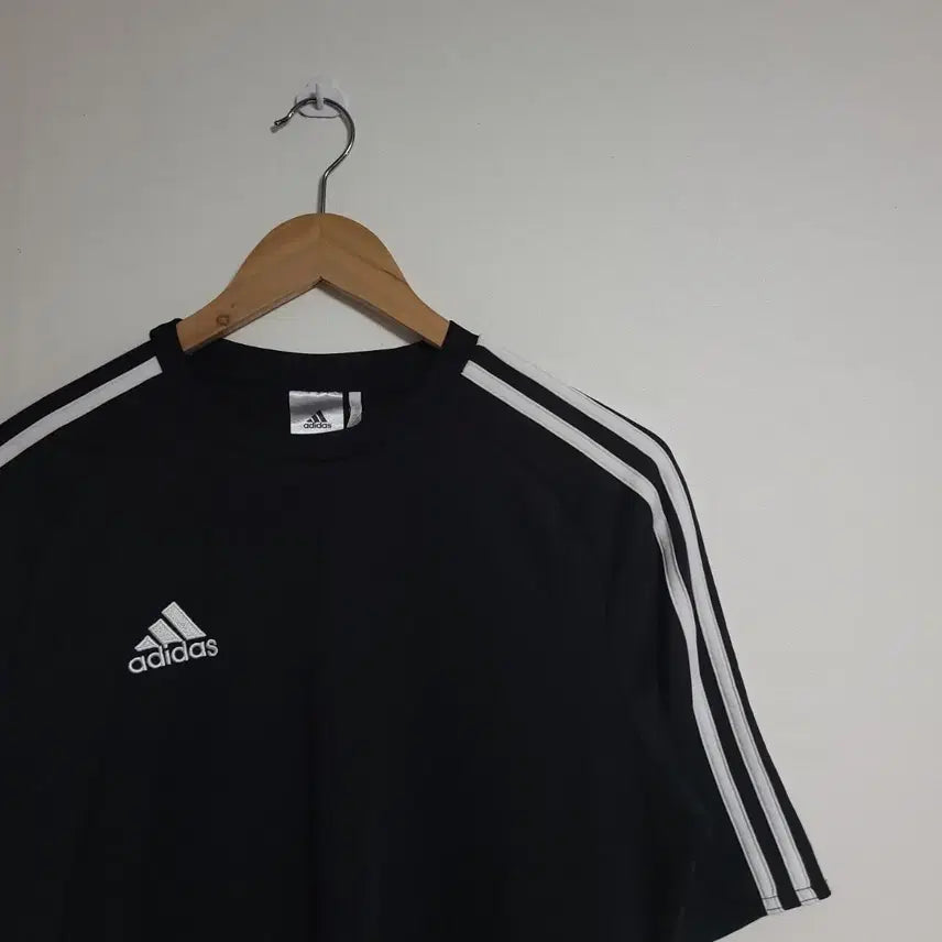 [BUNJANG] Adidas Three-Stripes Performance T-Shirt / (L) ADIDAS 아디다스 삼선 기능성 반팔 티셔츠