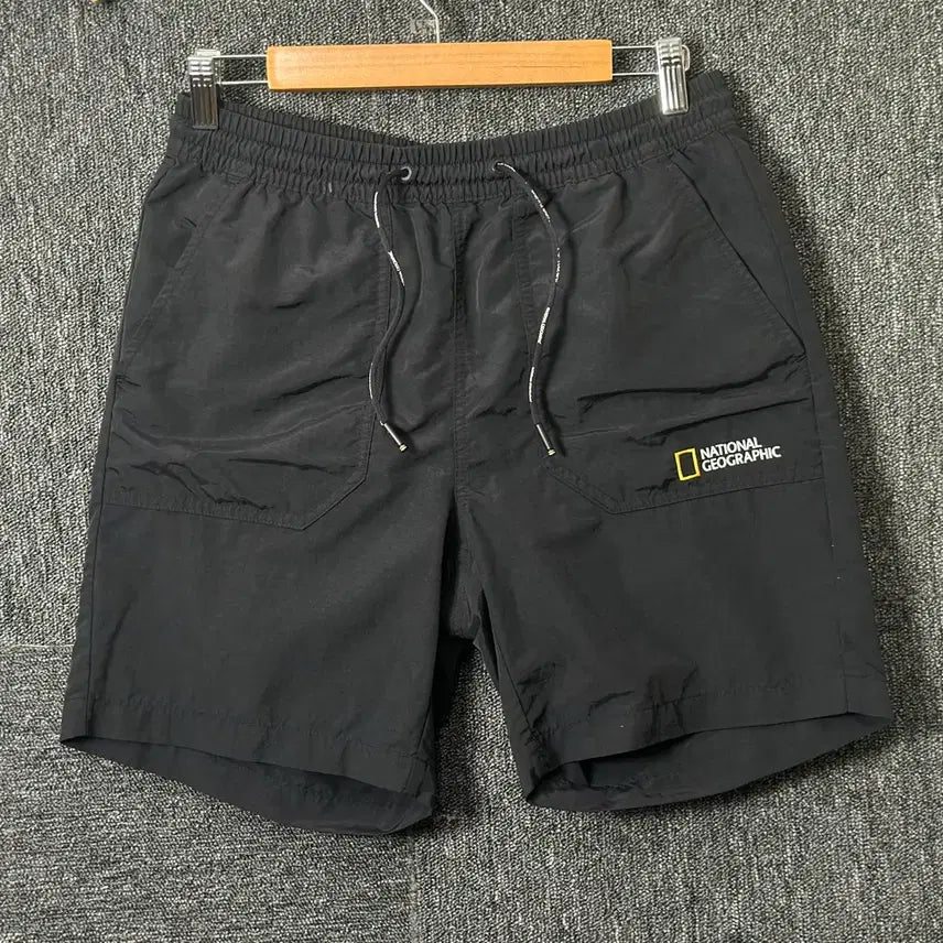 [BUNJANG] National Geographic Black Shorts / 내셔널지오그래픽 블랙 반바지 76