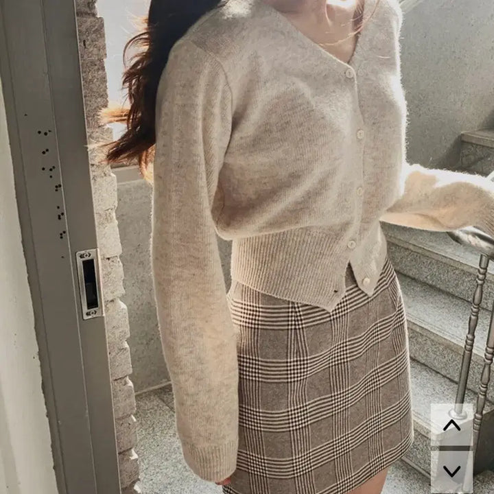 [BUNJANG] V-Neck Cardigan / 브이넥 가디건