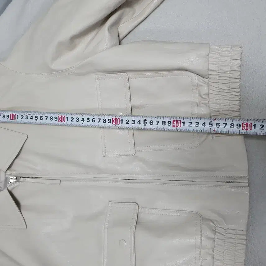 [BUNJANG] Sistina Leather Crop Jacket Jumper Ivory / 시스티나 가죽 크롭 자켓 레더 점퍼 아이보리