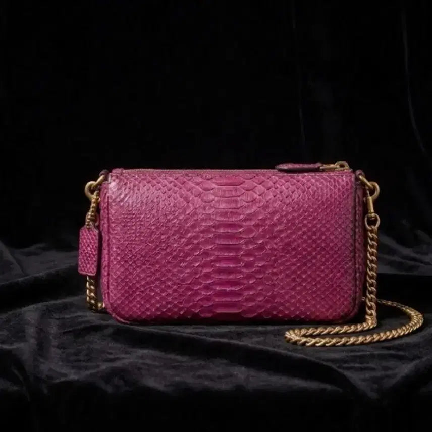 [BUNJANG] Pink Python Chain Crossbody Bag / 핑크 파이톤 체인 크로스백