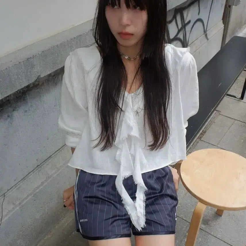 [BUNJANG] Who Is She Tango Blouse / who is she 탱고 블라우스