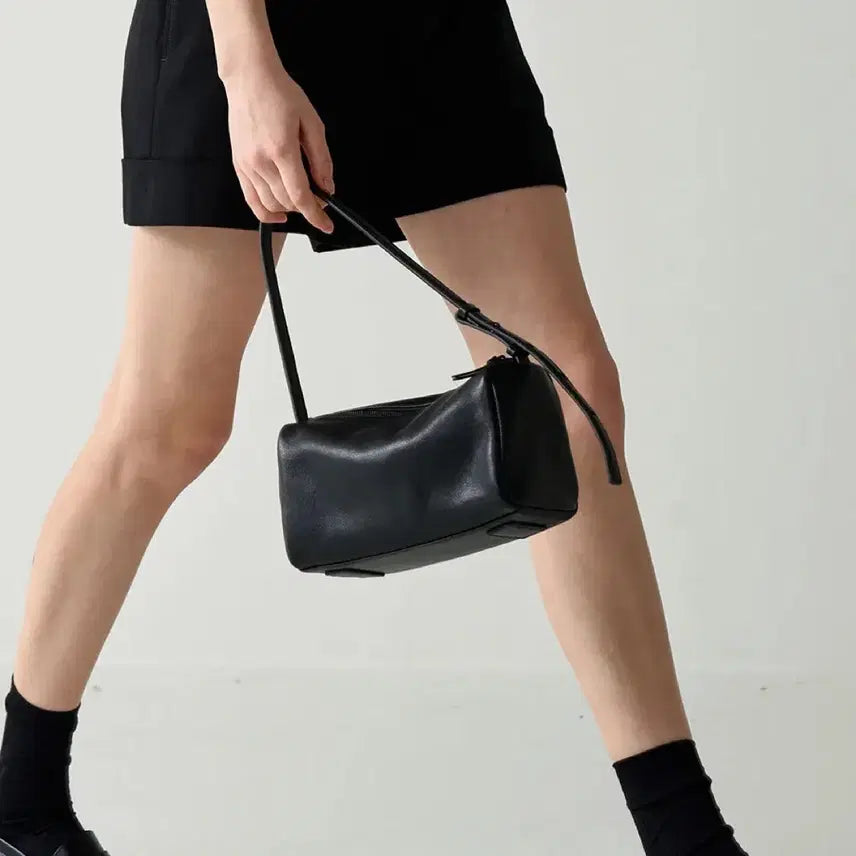 [BUNJANG] Facade Pattern Vintage Cabin Bag Black / (네고가능)파사드패턴 빈티지 캐빈백 블랙