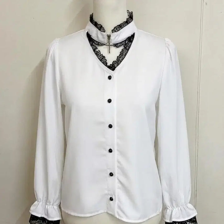 [BUNJANG] Mazz Cross Choker Blouse / 마즈 십자가 초커 블라우스 지뢰계 양산형 니트 버클