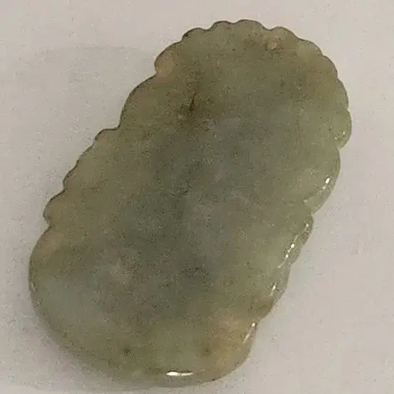 [BUNJANG] Natural Jade Art Object, 4cm Height, 2.4cm Width / 천연옥 높이4cm폭2.4cm천연옥빛깔이 돋보이는 예술작품 중국도자기