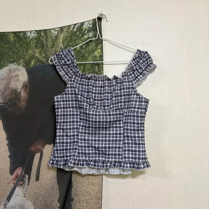 [BUNJANG] Check Off-Shoulder Blouse / 체크 오프숄더 블라우스