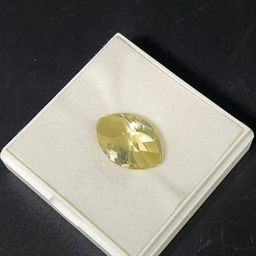 [BUNJANG] Natural Citrine Gemstone 40CT Korean Origin / 천연원석  황수정40CT 한국산     중국도자기