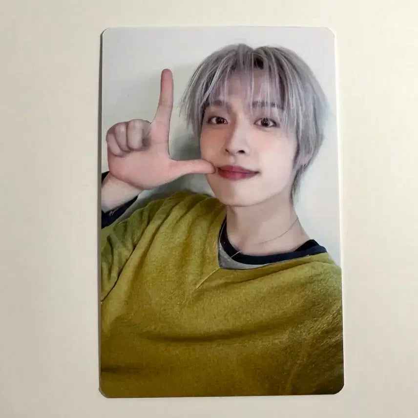 [BUNJANG] XDINARY HEROES Gaon Tower Records POB Photocard / 엑디즈 가온 타워레코드 미공포 포카 dead and