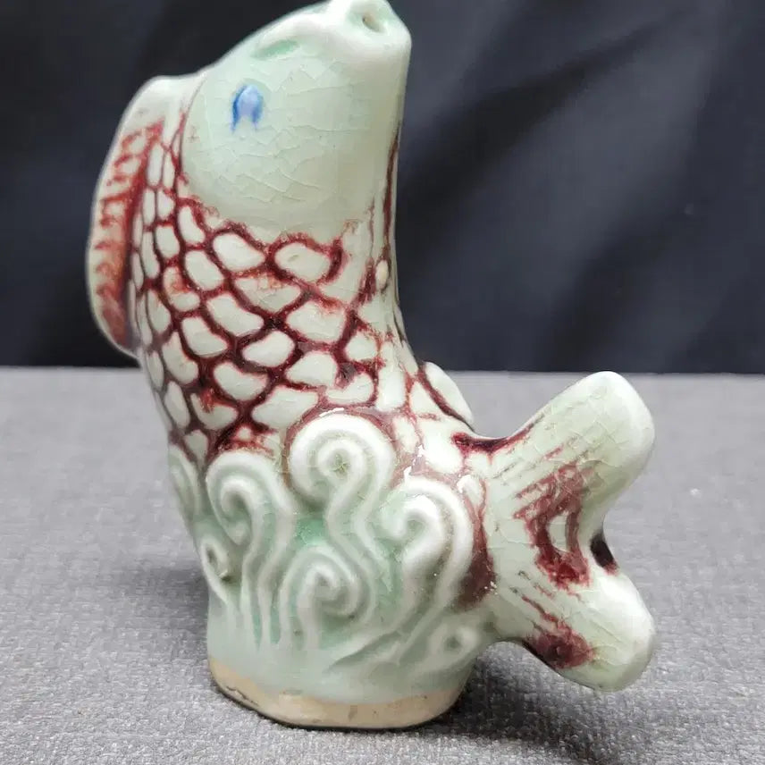 [BUNJANG] White Porcelain Fish Inkstone / 백자 물고기 연적
