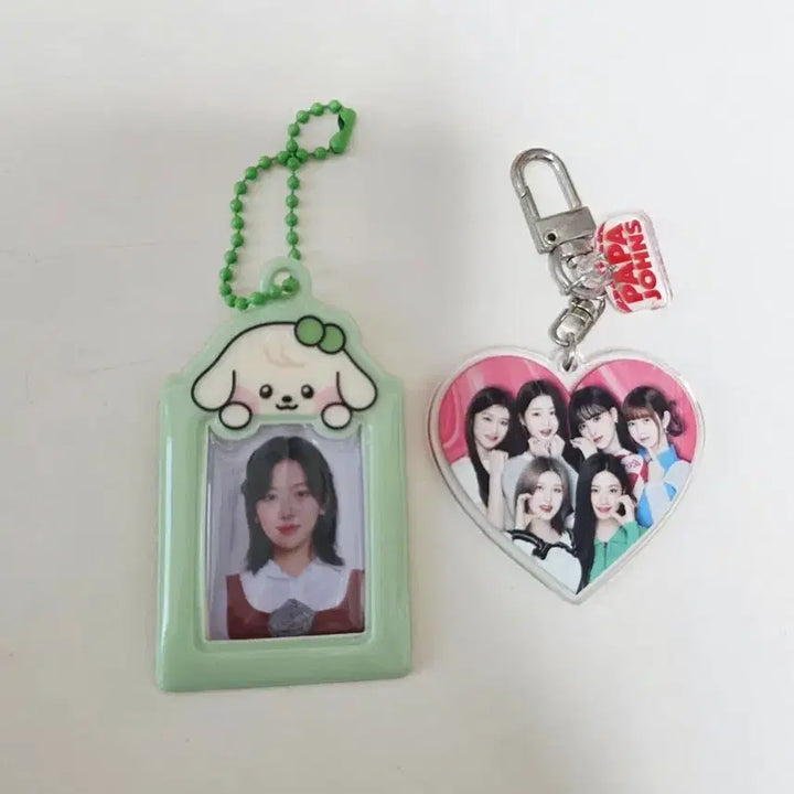 [BUNJANG] IVE Photocard Holder &amp; Group Keyring Set / 아이브 증명사진 키링 + 단체 키링