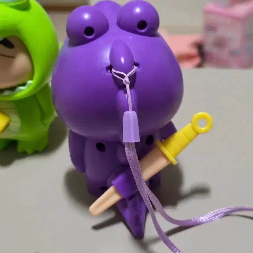 [BUNJANG] Crayon Shin-chan Dinosaur Face Change Figure / 짱구 공룡 페이스체인지 피규어