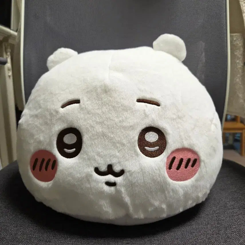 [BUNJANG] Cheeky Owl Genuine Dom Cushion / 정품] 먼작귀 치이카와 돔 쿠션