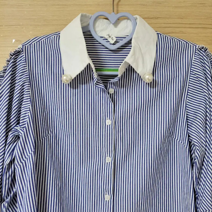 [BUNJANG] Pearl Bead Stripe Blouse / 너무 예쁜 진주 비즈 스트라이프 셔츠 블라우스