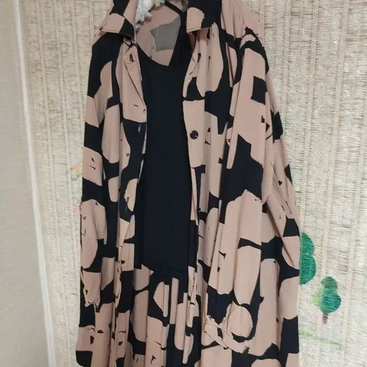 [BUNJANG] Pattern Long Cardigan Pants Set with Black Sleeveless Top / 패턴 롱 가디건 팬츠 세트 + 검정 나시
