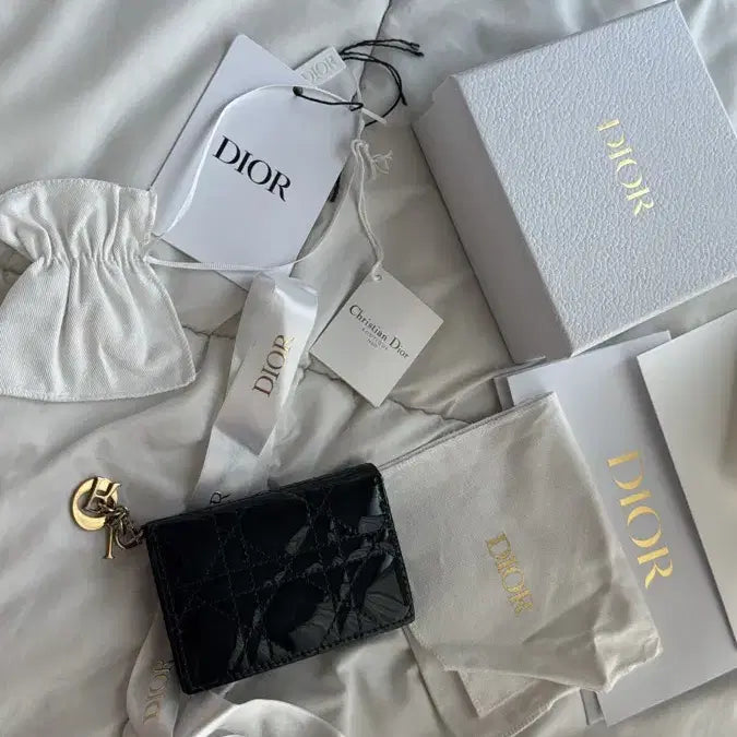 [BUNJANG] Dior Quilted Flap Card Holder / 디올 플랩 카드 지갑