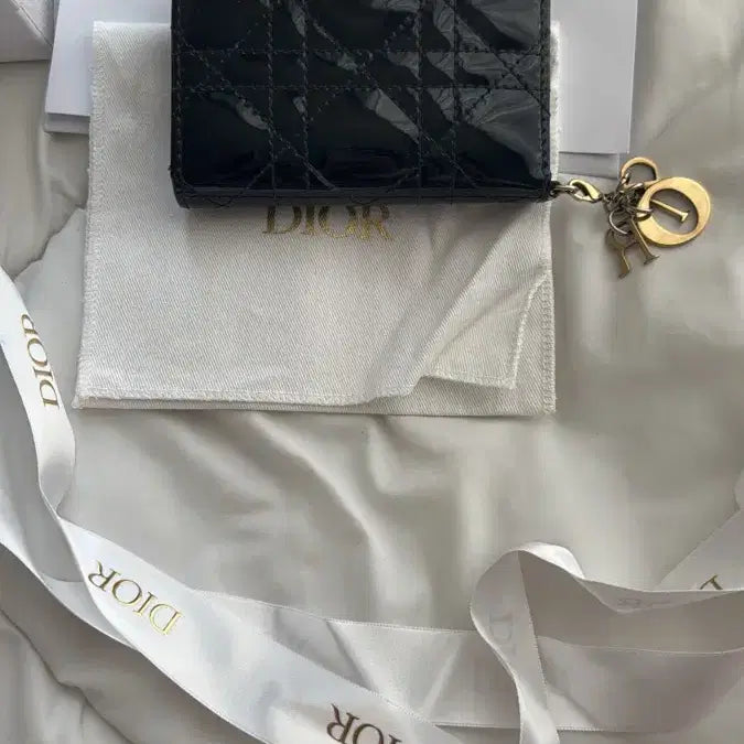 [BUNJANG] Dior Quilted Flap Card Holder / 디올 플랩 카드 지갑