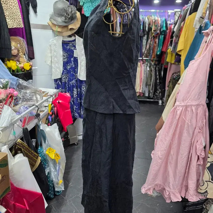 [BUNJANG] VinPalace Black Linen Silk Flower Pattern 3-Piece Set (Size 66) / 블랙 롱 스커트 플라워 린넨 실크3피스(66)