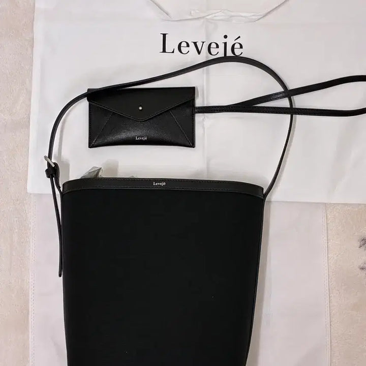 [BUNJANG] Levezz Women&