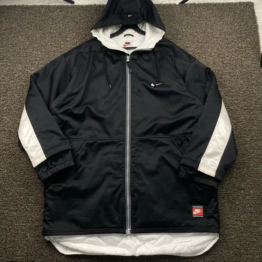 [BUNJANG] Nike Black Swoosh Long Padded Jacket / 나이키 블랙 스우시 롱 돕바