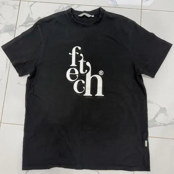 [BUNJANG] Fetch Short Sleeve T-Shirt (Black/White) / fetch 반팔 L 검흰 2종류