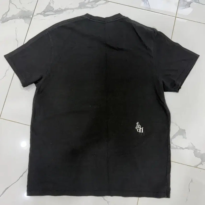[BUNJANG] Fetch Short Sleeve T-Shirt (Black/White) / fetch 반팔 L 검흰 2종류