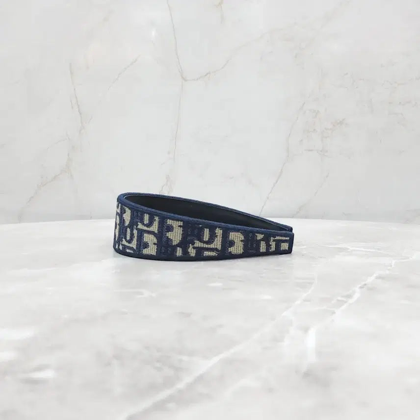 [BUNJANG] Dior Oblique Embroidered Headband / 디올 오블리크 자수 헤어 밴드 34HBO988X131