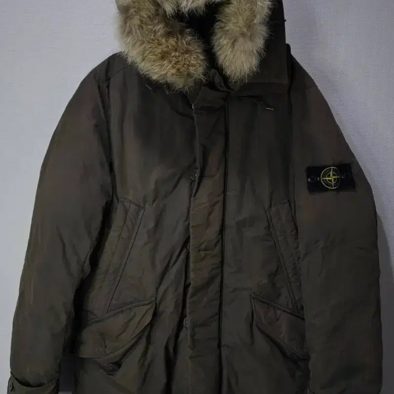 [BUNJANG] Stone Island Microfiber Coyote Fur Puffer Jacket (M) / [정품/백화점판] 스톤아일랜드 마이크로랩스 코요테퍼 점퍼패딩 95/M