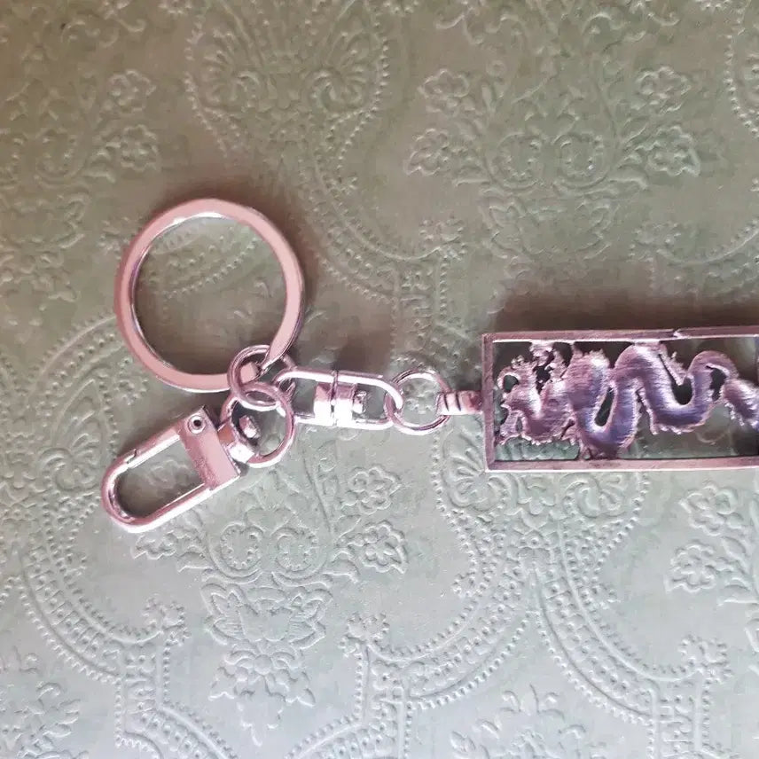 [BUNJANG] Dragon Design Keyring / 용 디자인 키링 / 열쇠고리
