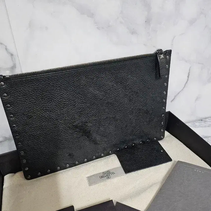 [BUNJANG] Valentino Rockstud Black Clutch Full Set / 발렌티노 락스터드 클러치 블랙 풀세트