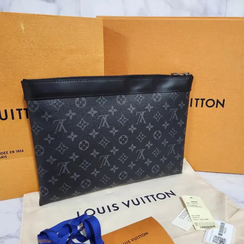 [BUNJANG] Louis Vuitton Monogram Eclipse Clutch Bag / 루이비통 모노그램 이클립스 클러치