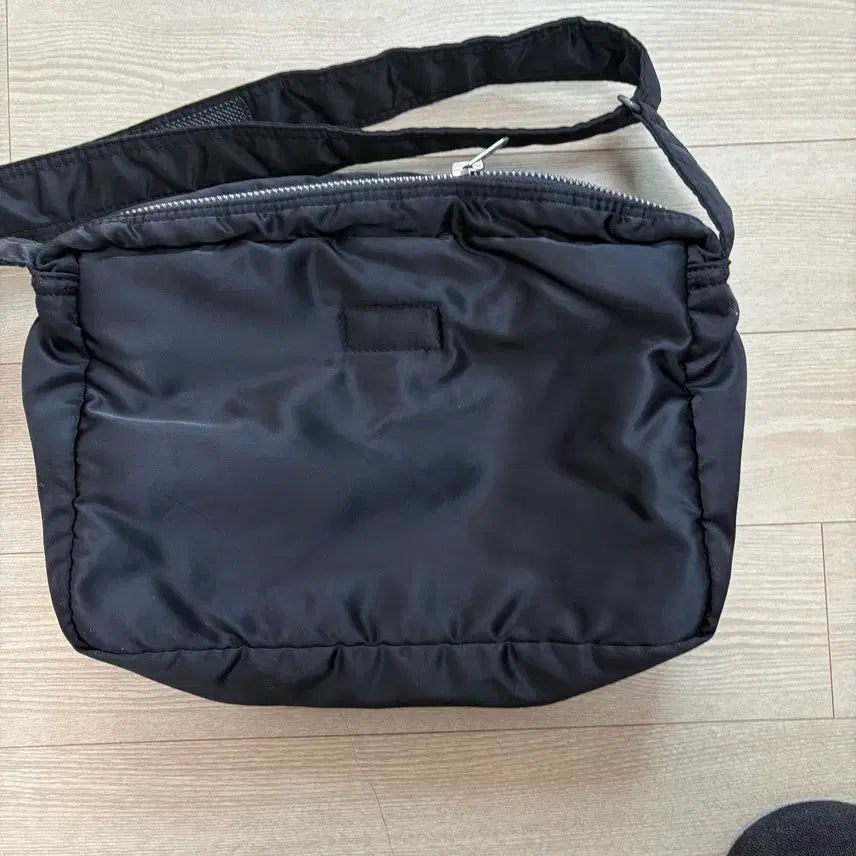 [BUNJANG] Porter Tanker Shoulder Bag Black Large / 요시다포터 porter 탱커 숄더백 블랙 라지 L