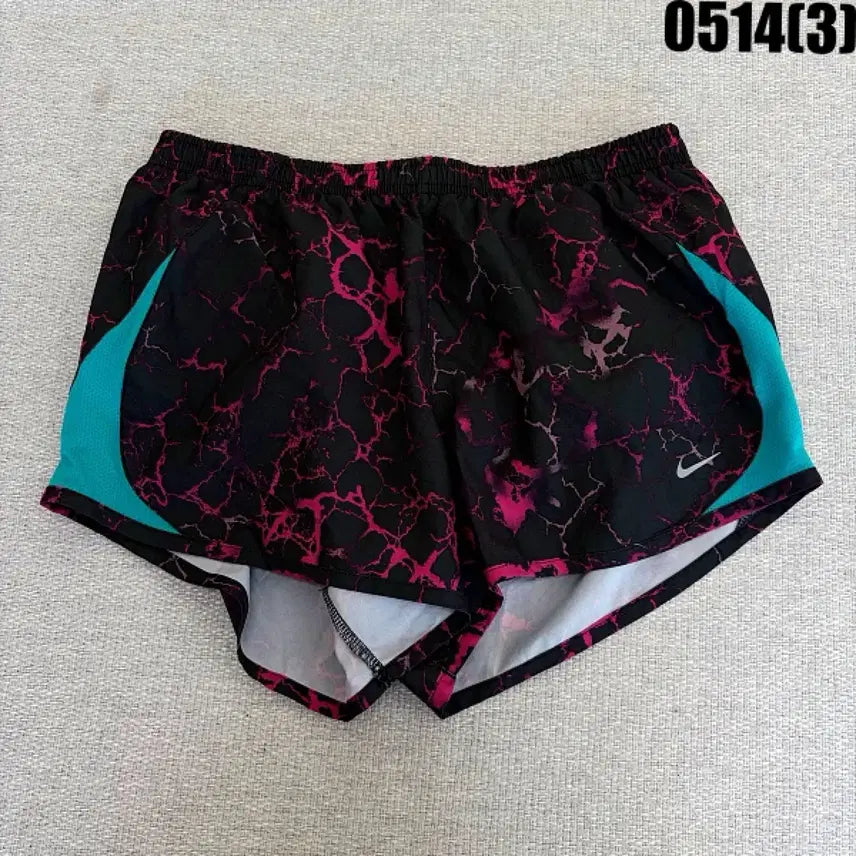 [BUNJANG] Nike Black/Pink Running Shorts - Size M / 나이키 블랙/핑크 러닝 반바지 M 0514