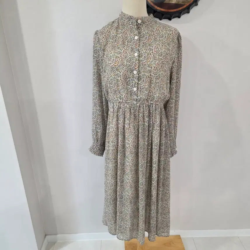 [BUNJANG] Enc Floral Print Long Dress / Enc s 잔꽃무늬 롱 원피스 86-91-162