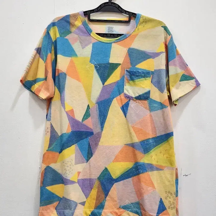 [BUNJANG] Colorful Pattern Pocket T-Shirt (M) / [M] 일본 디자인티셔츠스토어 컬러풀 패턴 반팔 포켓 티셔츠